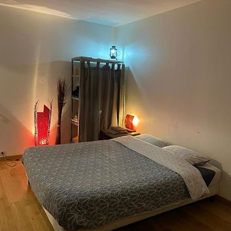 Appartement 35 M2 Creteil L Echat Exterior foto
