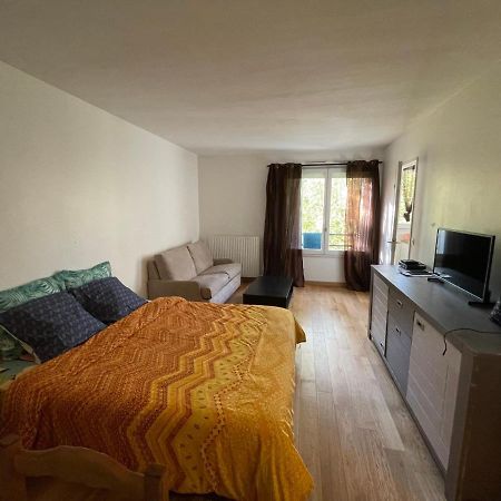 Appartement 35 M2 Creteil L Echat Exterior foto