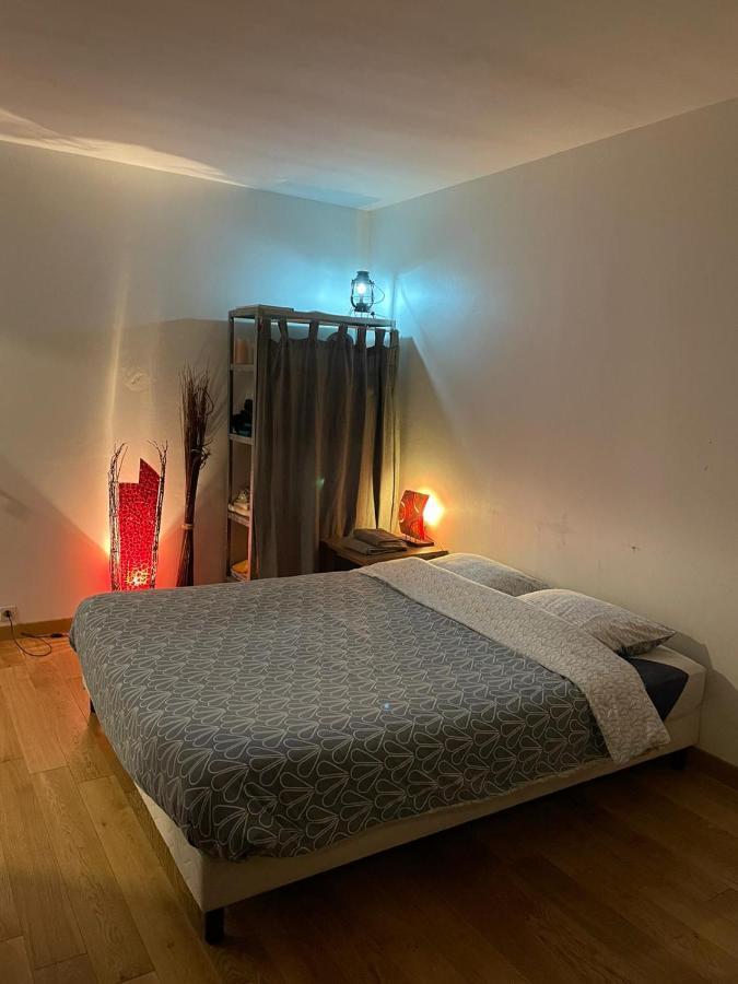 Appartement 35 M2 Creteil L Echat Exterior foto